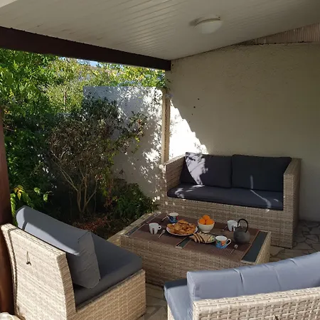 Semesterbostad Maison Complete Cap D'agde Au Calme Avec Jardin Agde