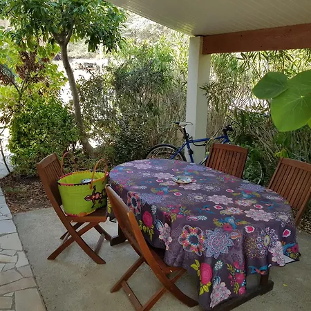 Nyaraló Maison Complete Cap D'agde Au Calme Avec Jardin