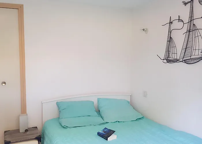 Nyaraló Maison Complete Cap D'agde Au Calme Avec Jardin