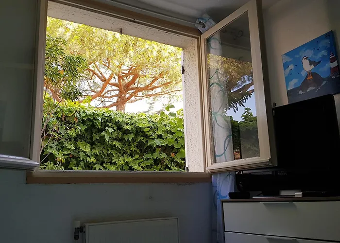 Nyaraló Maison Complete Cap D'agde Au Calme Avec Jardin