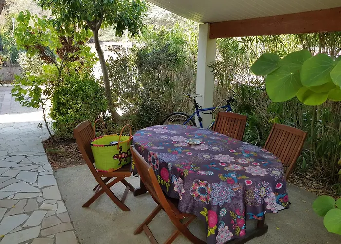 Casa de Férias Maison Complete Cap D'agde Au Calme Avec Jardin